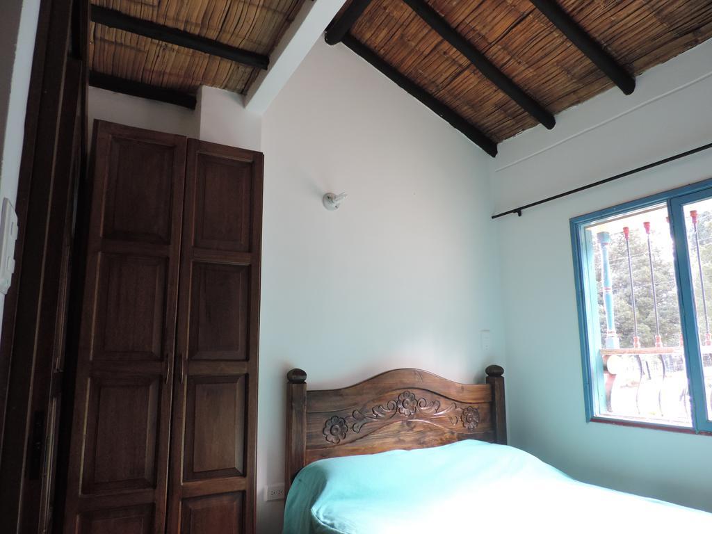 Hotel Los Geranios Duitama Oda fotoğraf